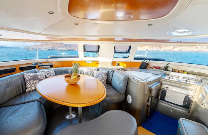 DSC02661-2 LIGHT An intimate family escape