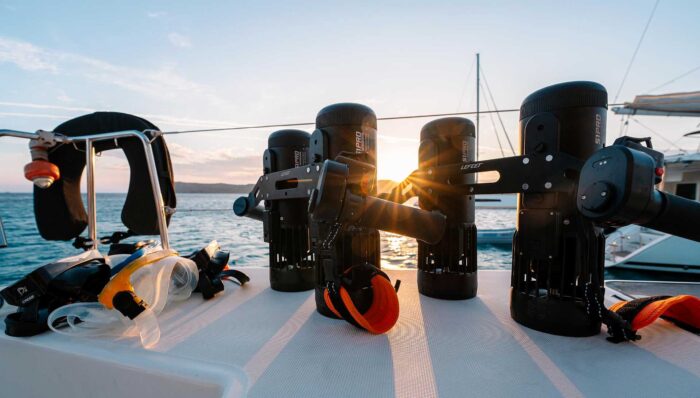 DSC03277-LIGHT CATAMARAN ECLIPSE